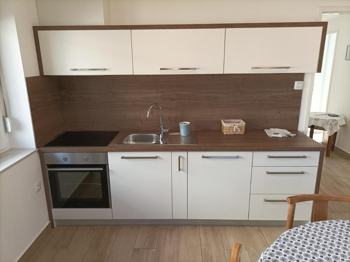 Apartman Pecine Rijeka Bagian luar foto