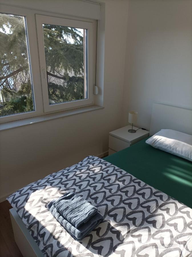 Apartman Pecine Rijeka Bagian luar foto